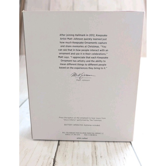 Hallmark Disco Inferno Santa Crazy Christmas Sweater Musical Ornament 2021 NEW - Picture 3 of 3